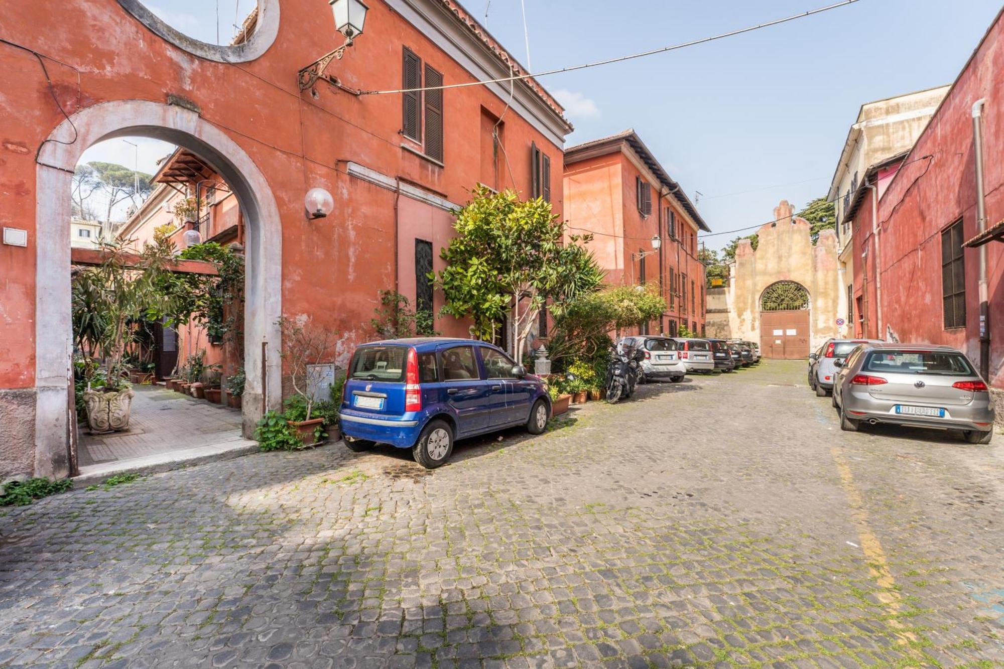 Famm - Open Space In Trastevere Apartment *