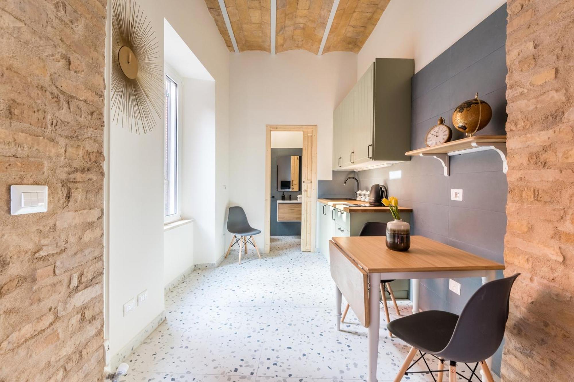 Famm - Open Space In Trastevere Apartment *